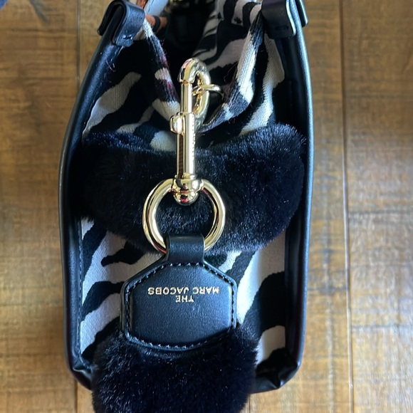 Marc Jacobs Tote - Picture 3 of 7